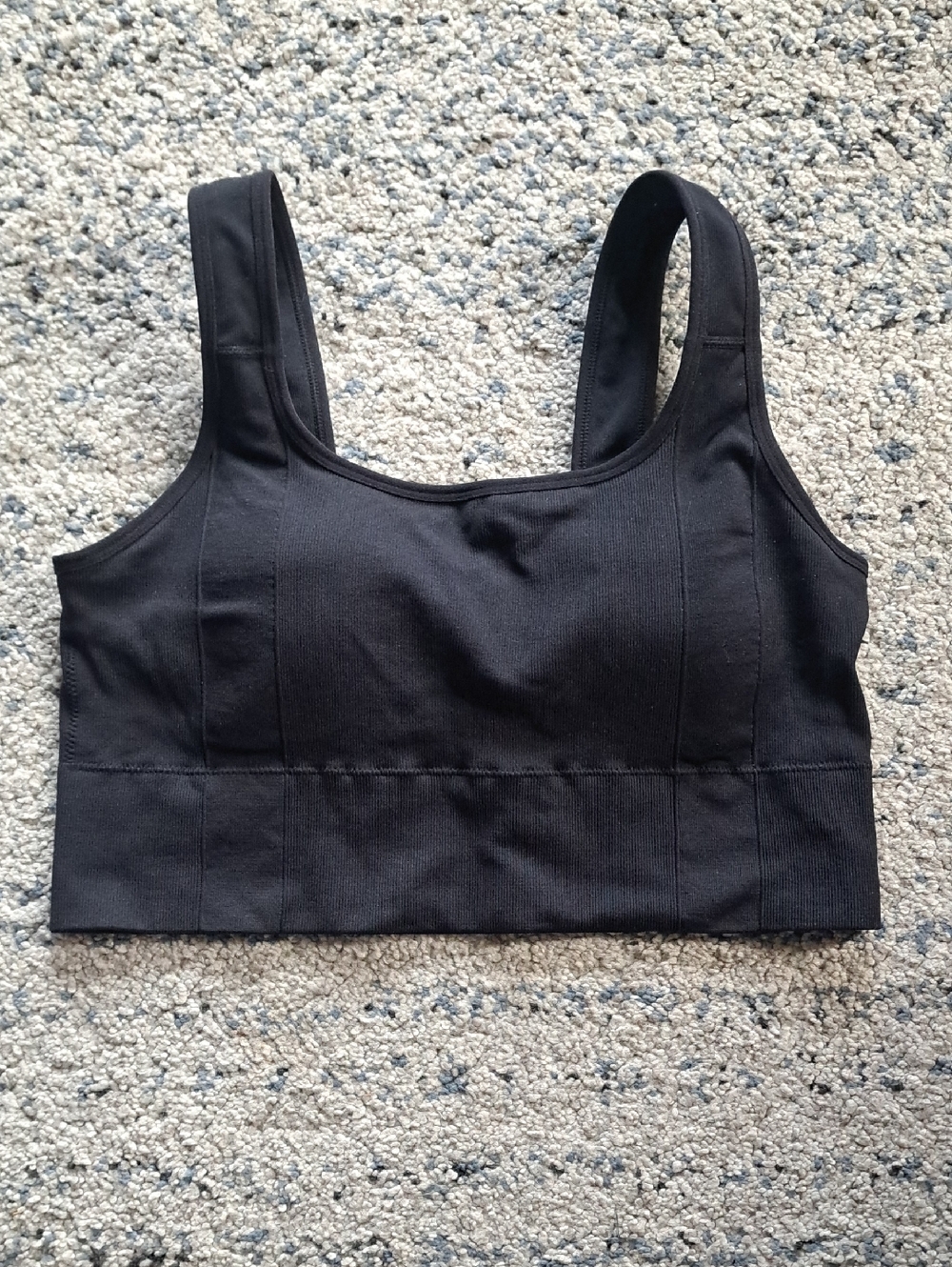 Source Unknown Black Seamless Support Crop Sports Bra